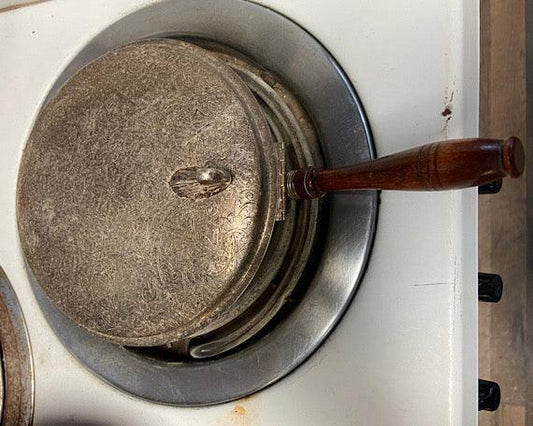 Butler Crumb Catcher, Silver Plated Wood Handle, Top Opens -Located at Funkyhouse Vintage Antique Store, Weiser Idaho