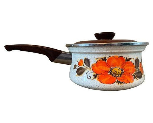 Sanko Ware Japan Show Pans 2 Quart Saucepan Orange Brown Poppies, Vintage Enamelware Kitchen Pots and Pans -Located at Funkyhouse Vintage Antique Store, Weiser Idaho