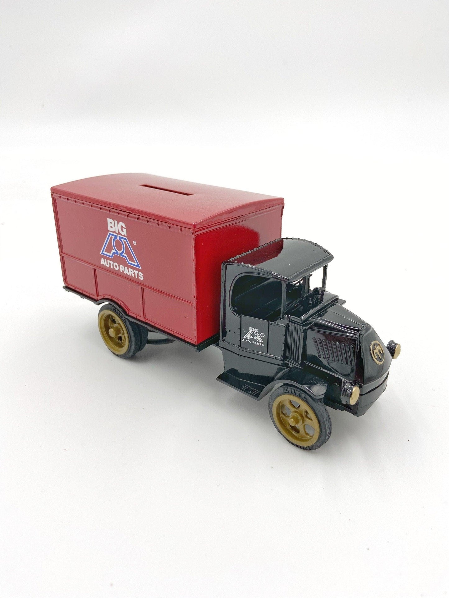 Texaco 1926 Mack Delivery Truck Bank, Limited Edition Collectible Series, Vintage Gas Station Memorabilia -Located at Funkyhouse Vintage Antique Store, Weiser Idaho