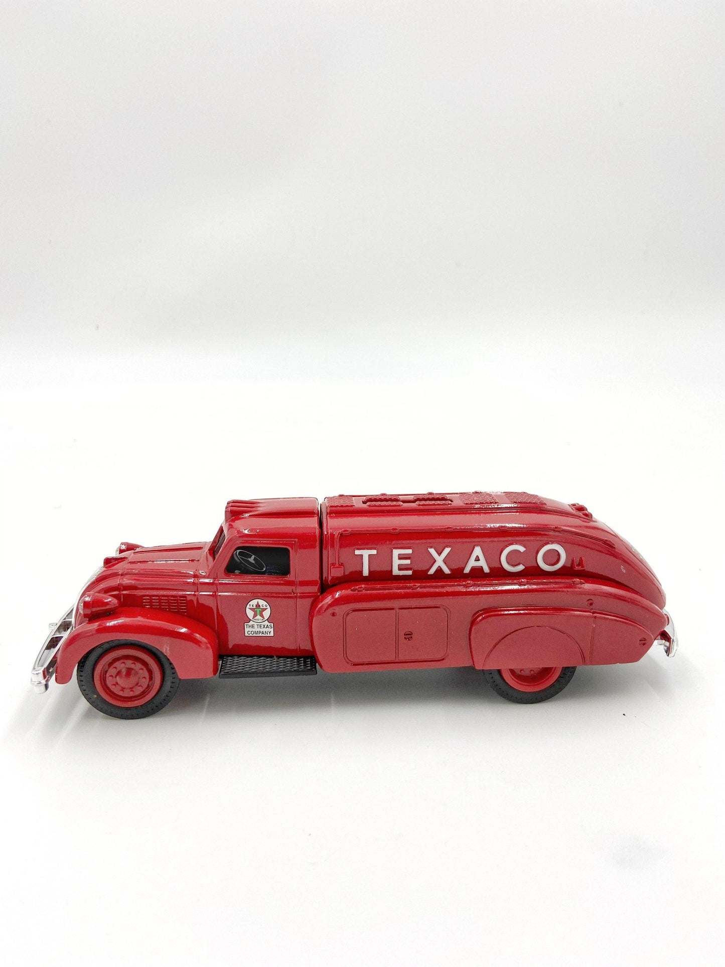 Texaco 1939 Dodge Airflow Bank, Collectors Series, Limited Edition Collectible -Located at Funkyhouse Vintage Antique Store, Weiser Idaho