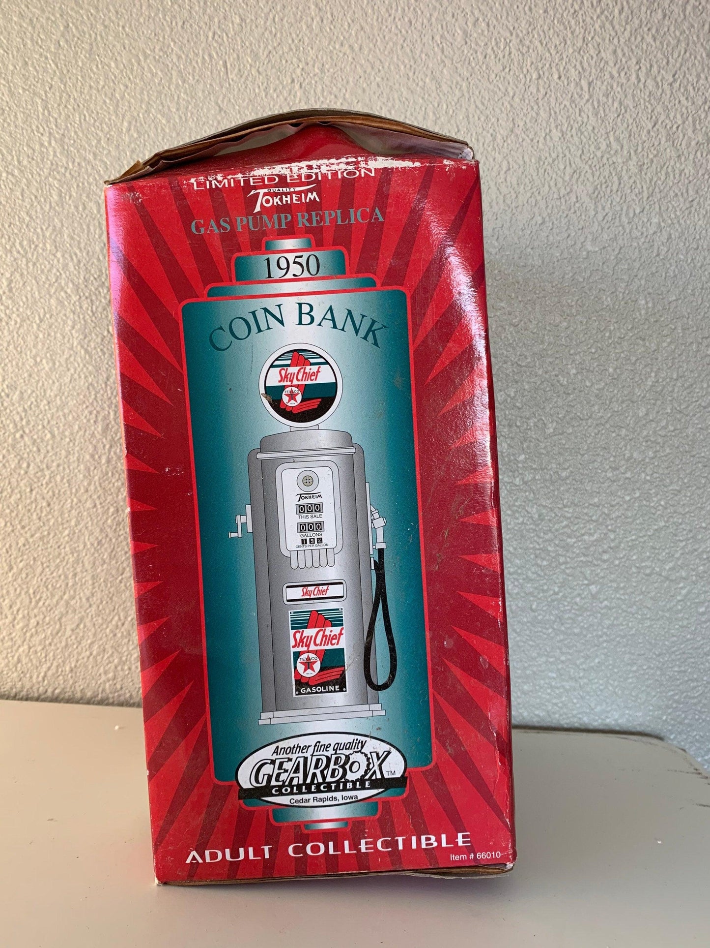 Texaco Sky Chief 1950 Tokheim Diecast Gas Pump Coin Bank, Limited Edition Collectible, Gas And Oil Memorabilia, Gas Station Classic Car -Located at Funkyhouse Vintage Antique Store, Weiser Idaho