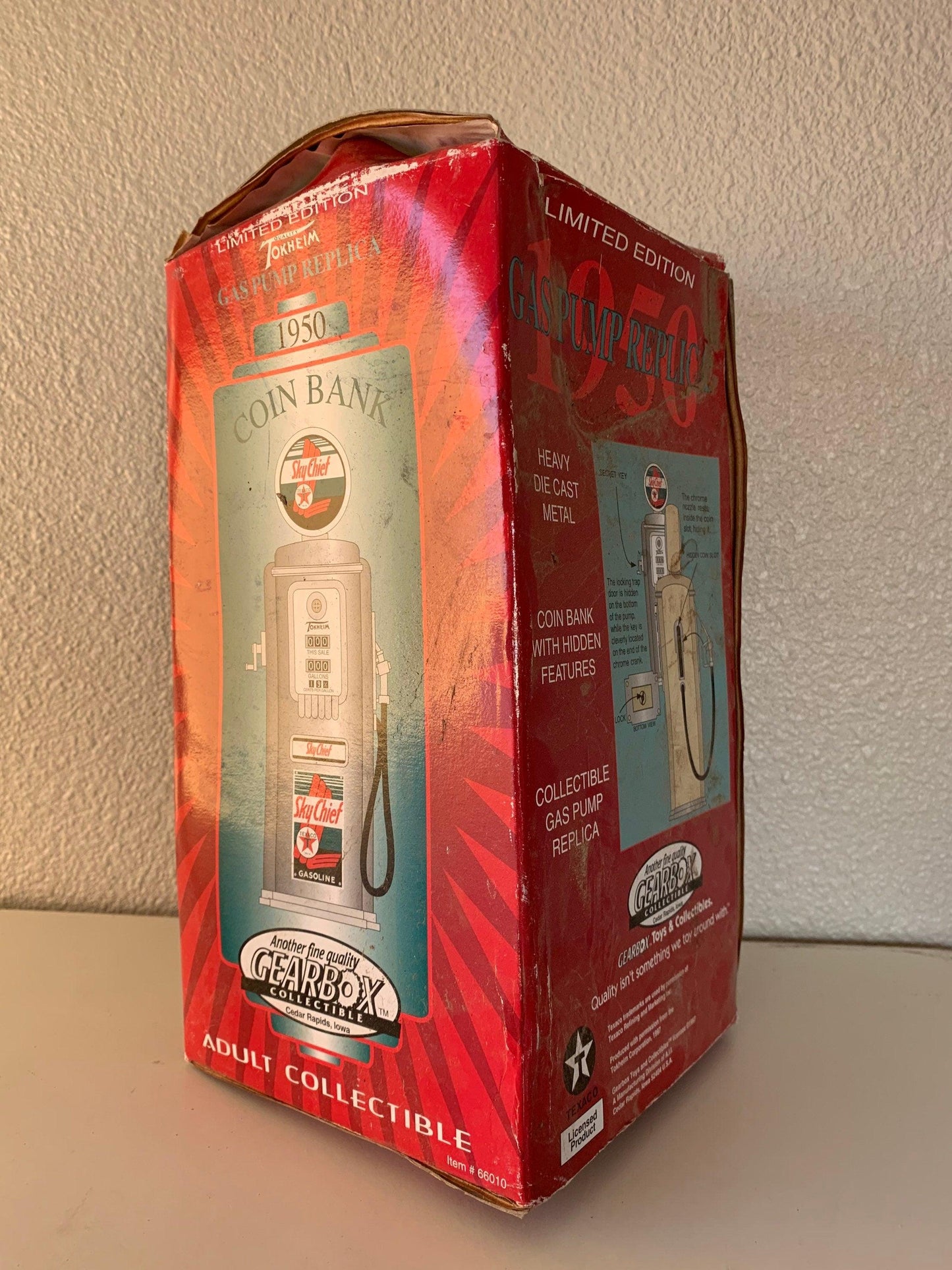 Texaco Sky Chief 1950 Tokheim Diecast Gas Pump Coin Bank, Limited Edition Collectible, Gas And Oil Memorabilia, Gas Station Classic Car -Located at Funkyhouse Vintage Antique Store, Weiser Idaho