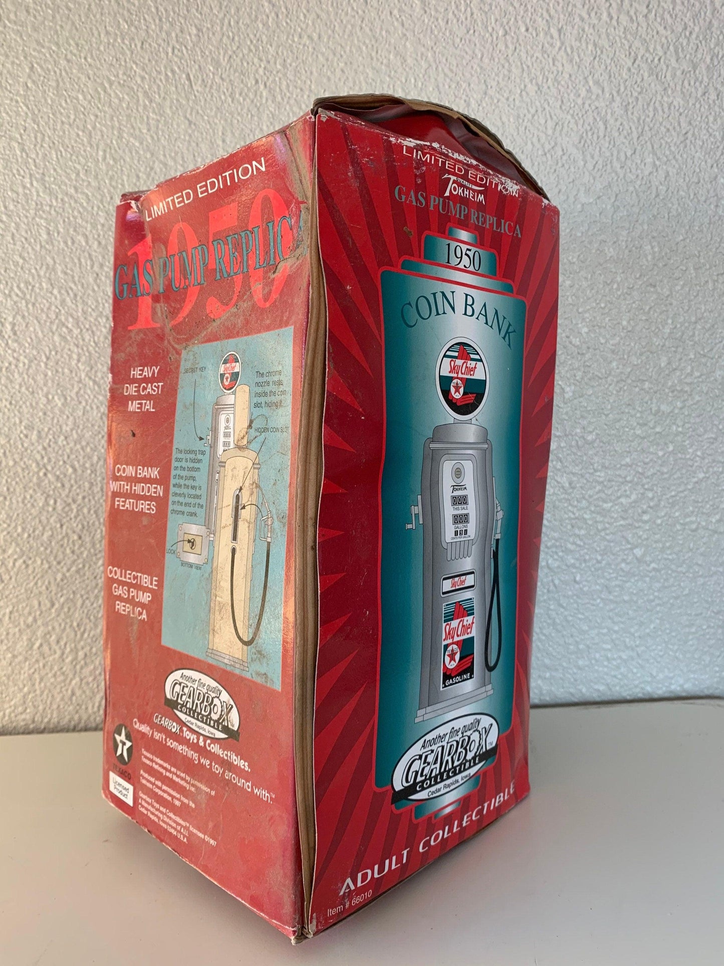 Texaco Sky Chief 1950 Tokheim Diecast Gas Pump Coin Bank, Limited Edition Collectible, Gas And Oil Memorabilia, Gas Station Classic Car -Located at Funkyhouse Vintage Antique Store, Weiser Idaho