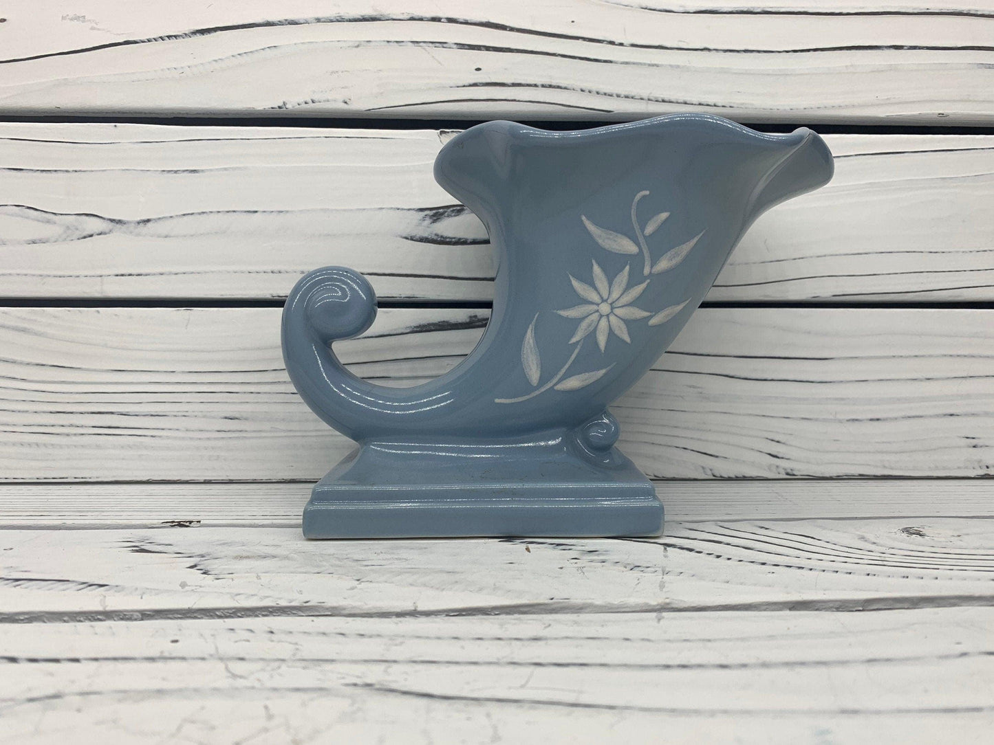Vintage Abingdon Vase, Blue Mid Century Cornucopia Decor, Shell Style Home Decor -Located at Funkyhouse Vintage Antique Store, Weiser Idaho