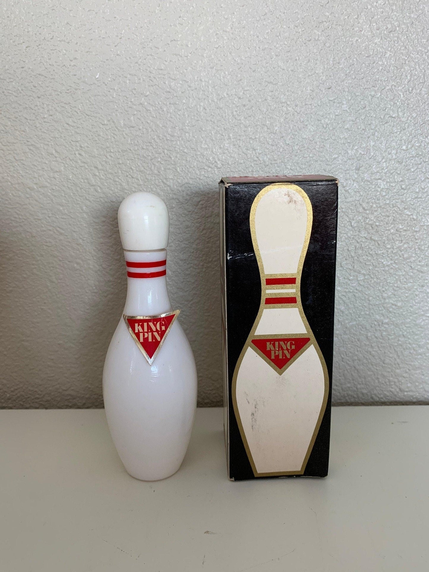 Vintage Avon Collectible Bowling King Pin Decanter After Shave Cologne, Empty Bottle With Box, Fathers Day Gift, Mens Gifts -Located at Funkyhouse Vintage Antique Store, Weiser Idaho