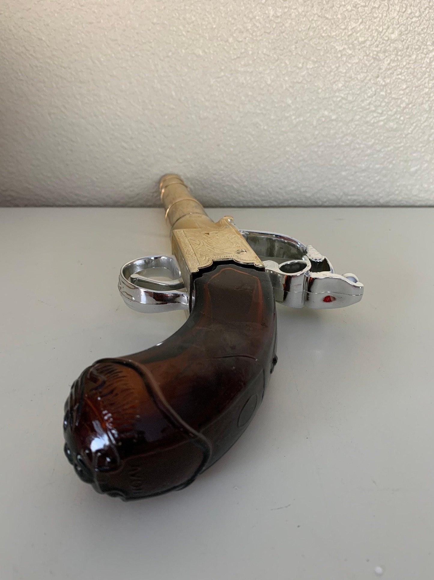Vintage Avon Collectible Thomas Jefferson After Shave Cologne, Full Bottle With Box, Fathers Day Gift, Mens Gifts -Located at Funkyhouse Vintage Antique Store, Weiser Idaho