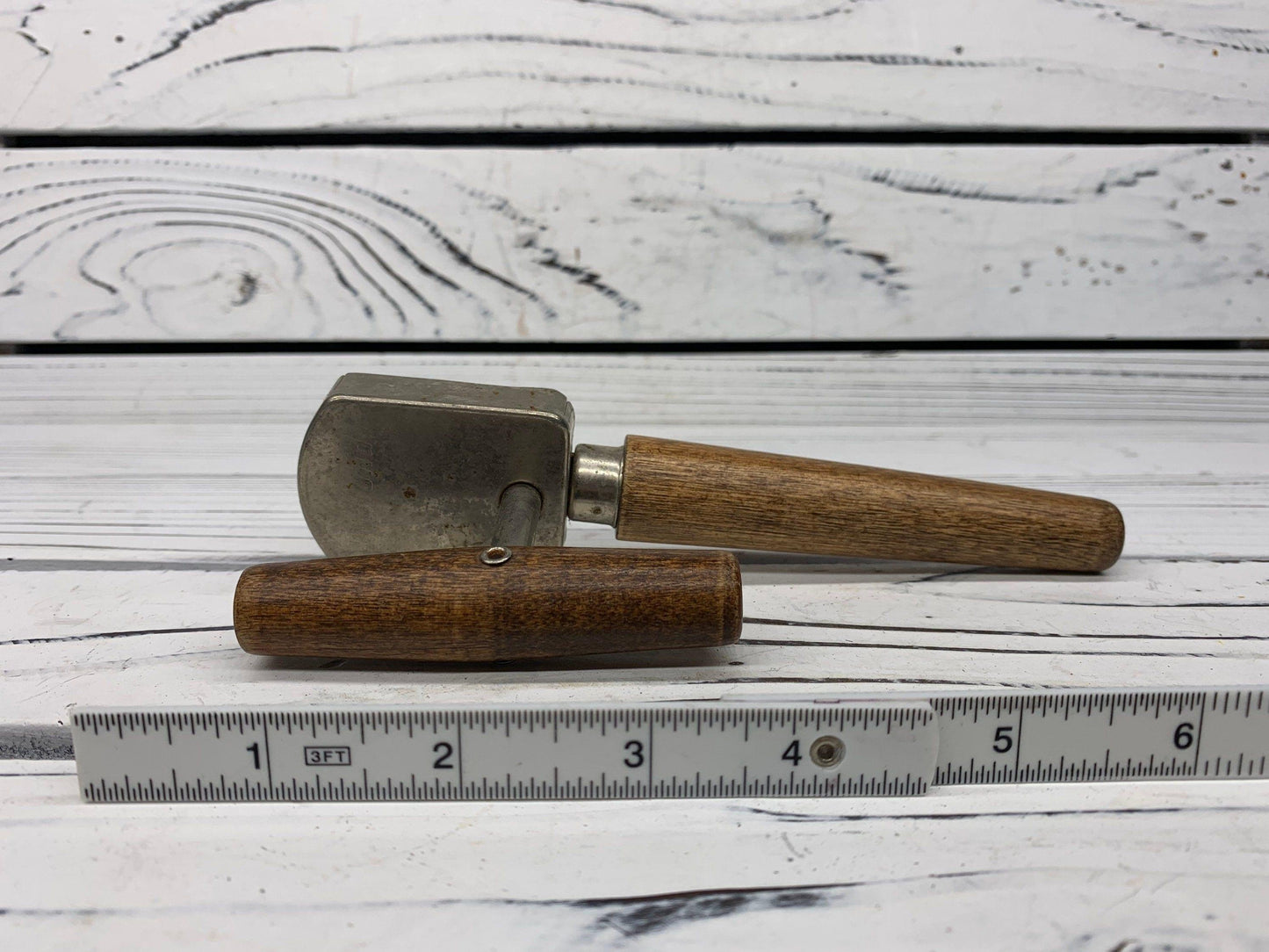 Vintage Can Opener, Wood And Metal Can Opener By Edlund Co In No 5 Junior, 1950s Kitchen -Located at Funkyhouse Vintage Antique Store, Weiser Idaho
