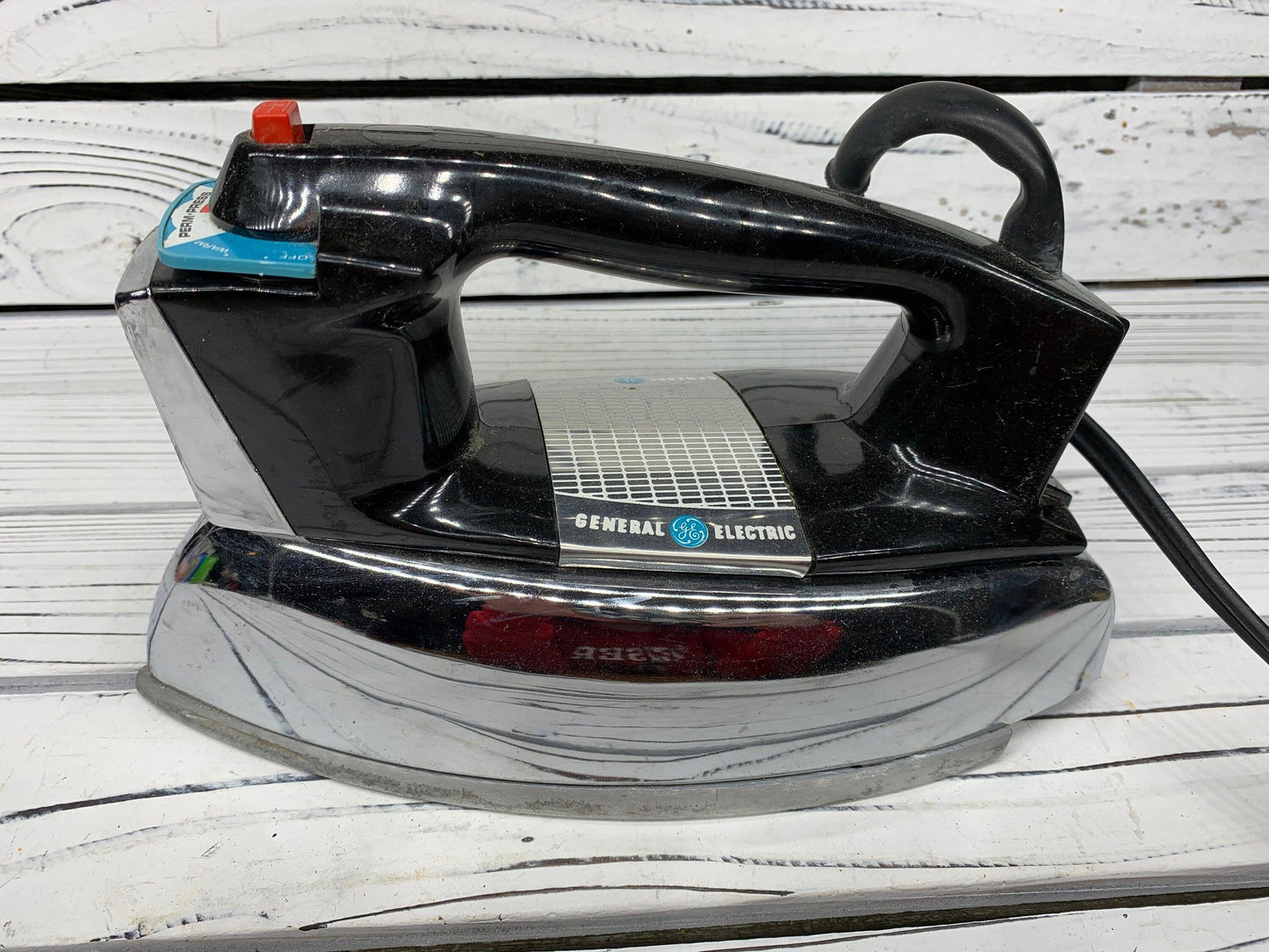 Vintage Iron By General Electric, Chrome Mid Century Clothes Iron, Permanent Press -Located at Funkyhouse Vintage Antique Store, Weiser Idaho