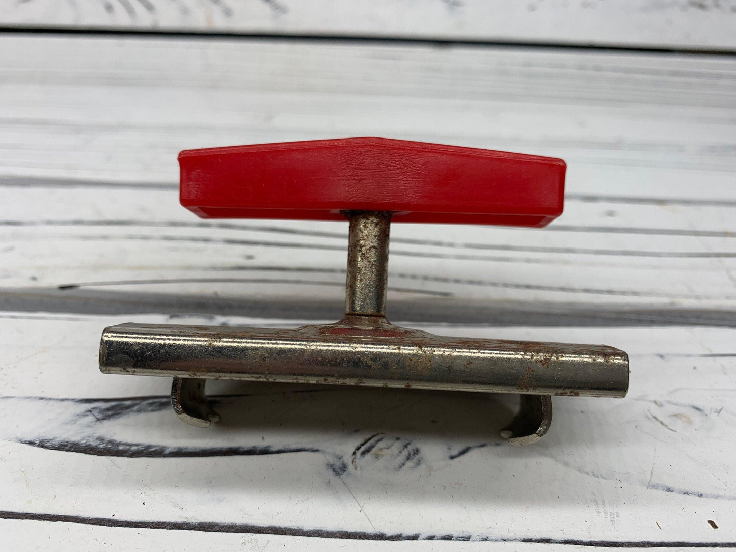 Vintage Jar Opener, Top-Off Jar And Bottle Opener, Red 1950s Retro Kitchen Gadget -Located at Funkyhouse Vintage Antique Store, Weiser Idaho