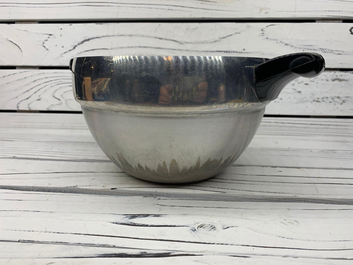 Vintage Metal Mixing Bowl With Plastic Handles on Each Side, Medium Serving Bowl -Located at Funkyhouse Vintage Antique Store, Weiser Idaho