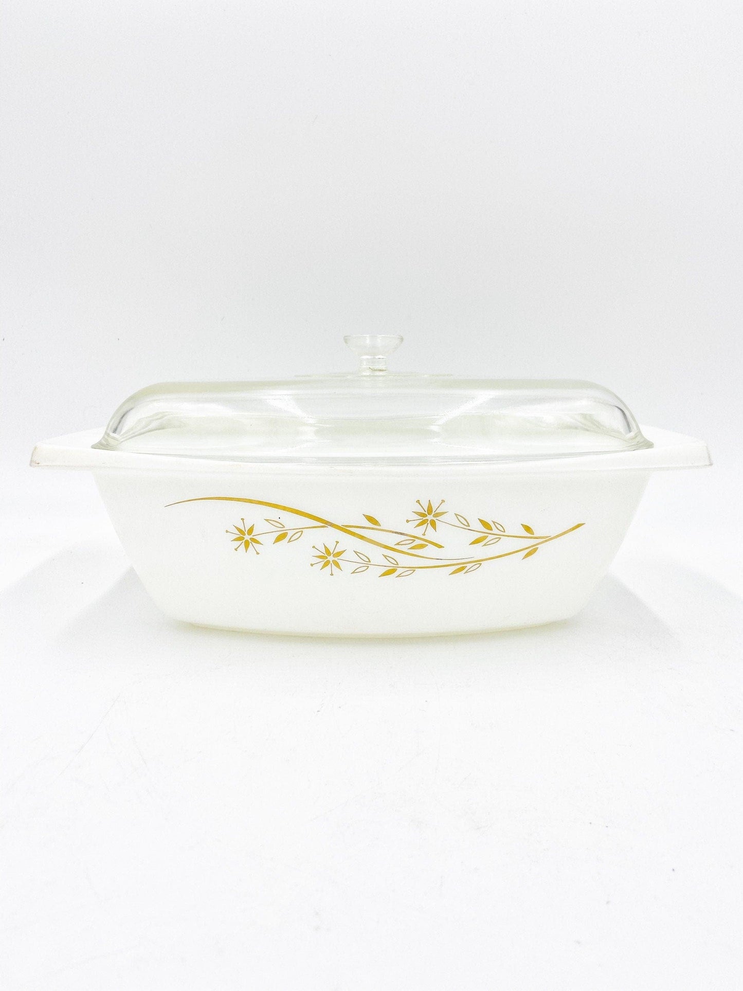 Vintage Pyrex Casserole Dish, 4 Quart Cookware, Golden Honeysuckle Pattern, Country Farmhouse Kitchen, Casserole Dish -Located at Funkyhouse Vintage Antique Store, Weiser Idaho