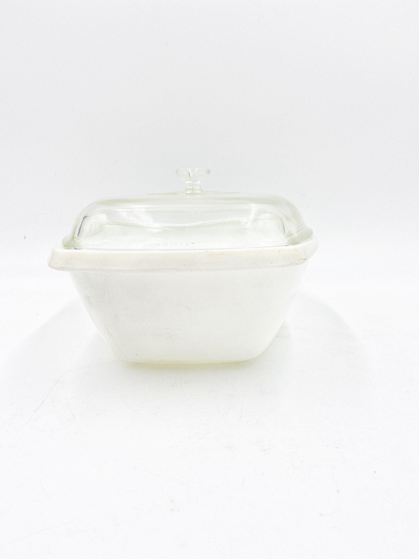Vintage Pyrex Casserole Dish, 4 Quart Cookware, Golden Honeysuckle Pattern, Country Farmhouse Kitchen, Casserole Dish -Located at Funkyhouse Vintage Antique Store, Weiser Idaho