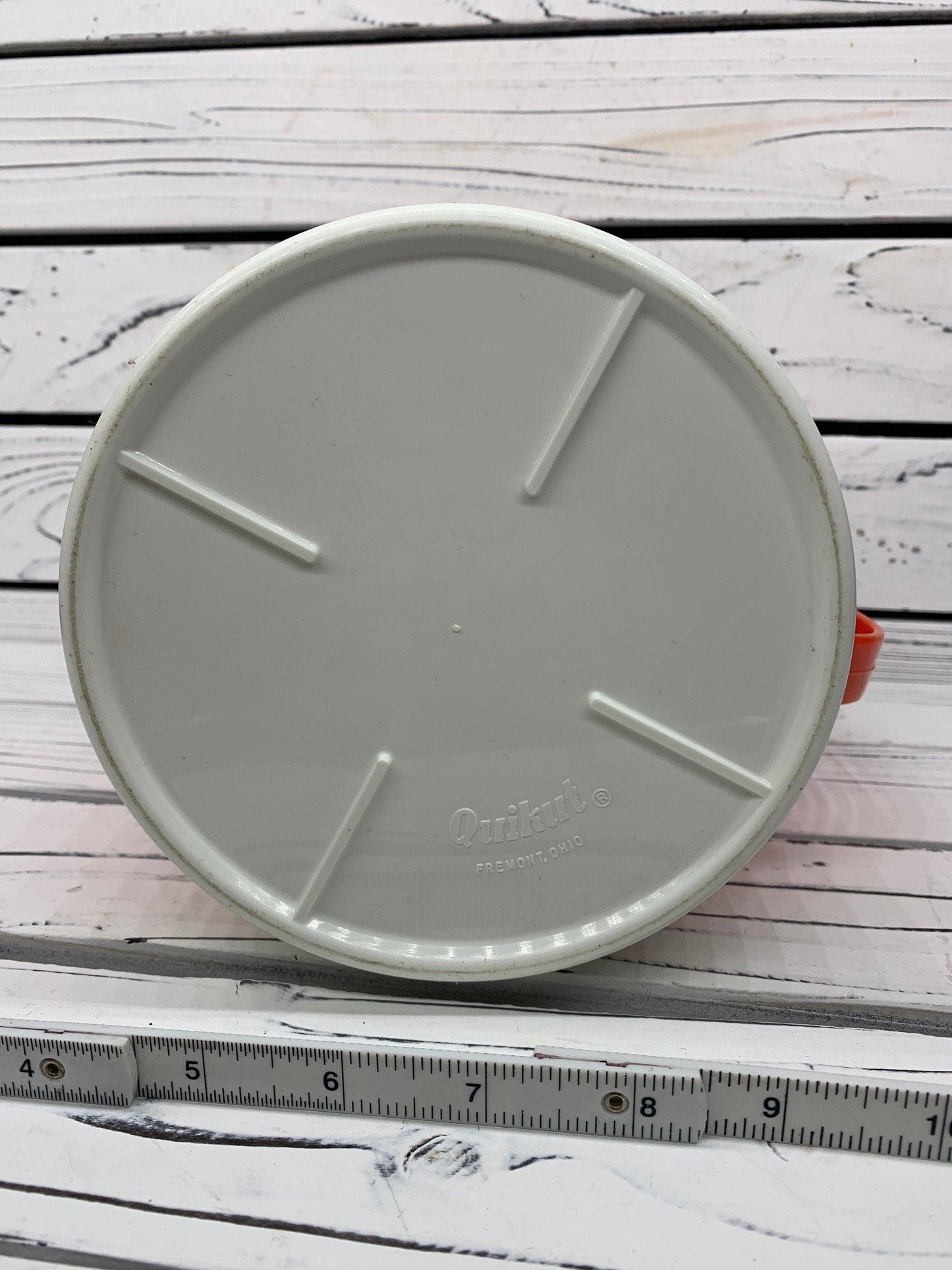 Vintage Quickut Pitcher in Orange and White, Food Storage, Retro Kitchen, Mid Century Modern Kitchen Decor, 1960s Kitchen -Located at Funkyhouse Vintage Antique Store, Weiser Idaho