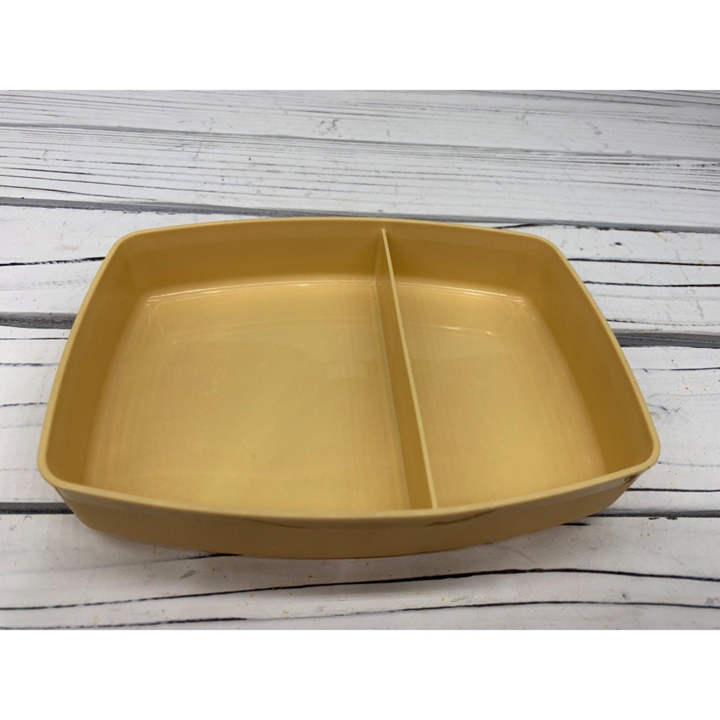 Vintage Tupperware Divided Snack Bowl, Antique Tupper Ware, Food Storage, Retro Kitchen, Mid Century Modern Kitchen Decor, 1970s -Located at Funkyhouse Vintage Antique Store, Weiser Idaho