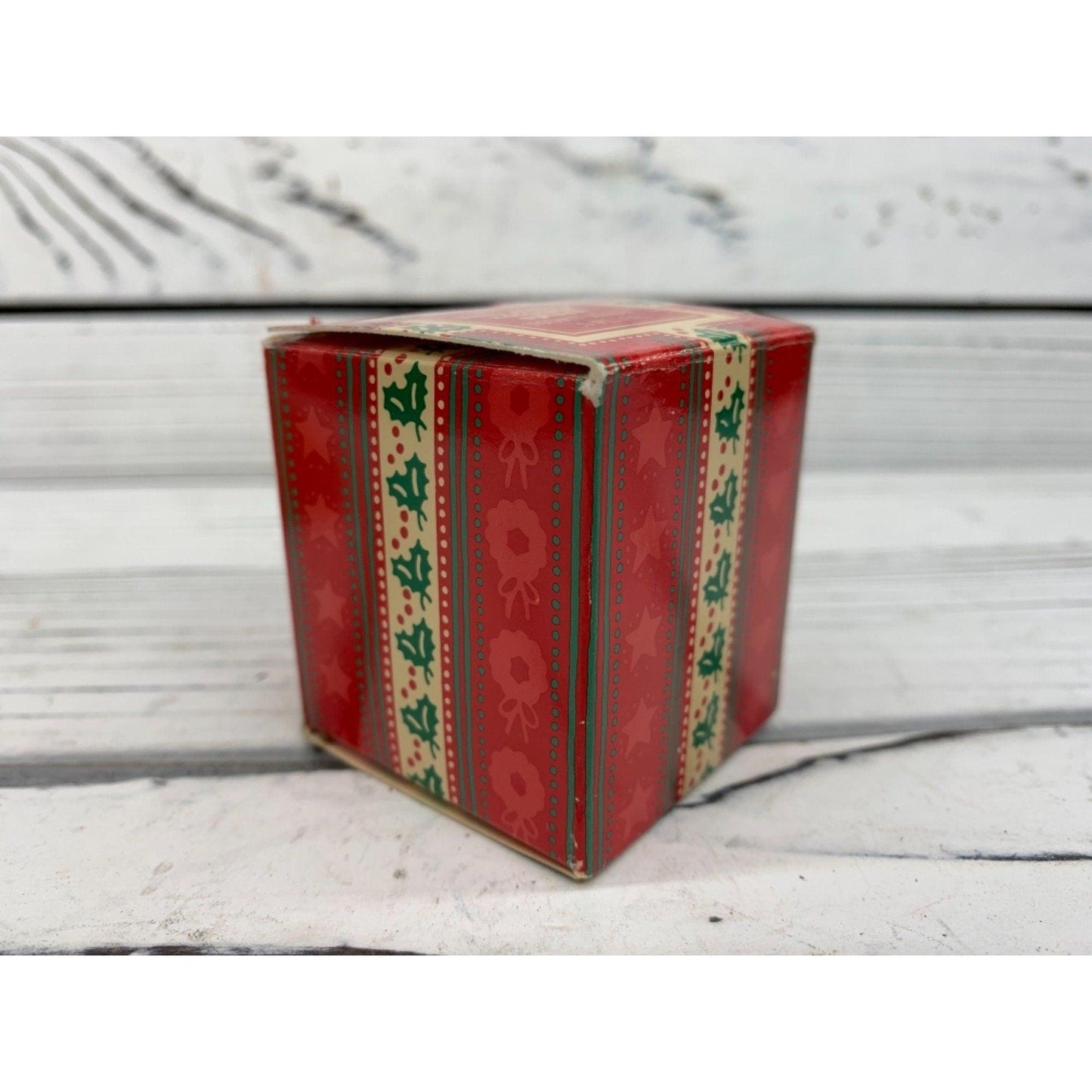 Vintage Very Merry Cologne Splash Perfume, Night Magic Sample Size Avon Fragrance, Vintage Cologne -Located at Funkyhouse Vintage Antique Store, Weiser Idaho