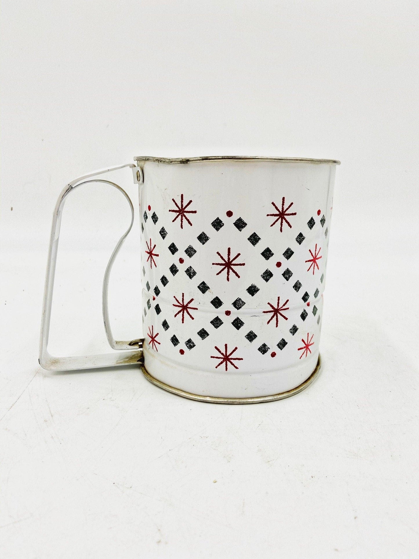 Vintage White Metal Androck Sifter With Red Stars And Blue Dotted Lines, Patriotic Starburst Pattern -Located at Funkyhouse Vintage Antique Store, Weiser Idaho