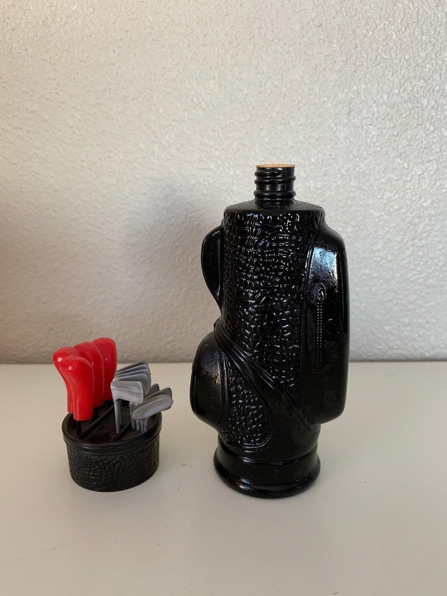 Vintage Avon Collectible Golf Bag Decanter After Shave Cologne, Full Bottle NO Box, Fathers Day Gift, Mens Gifts -Located at Funkyhouse Vintage Antique Store, Weiser Idaho