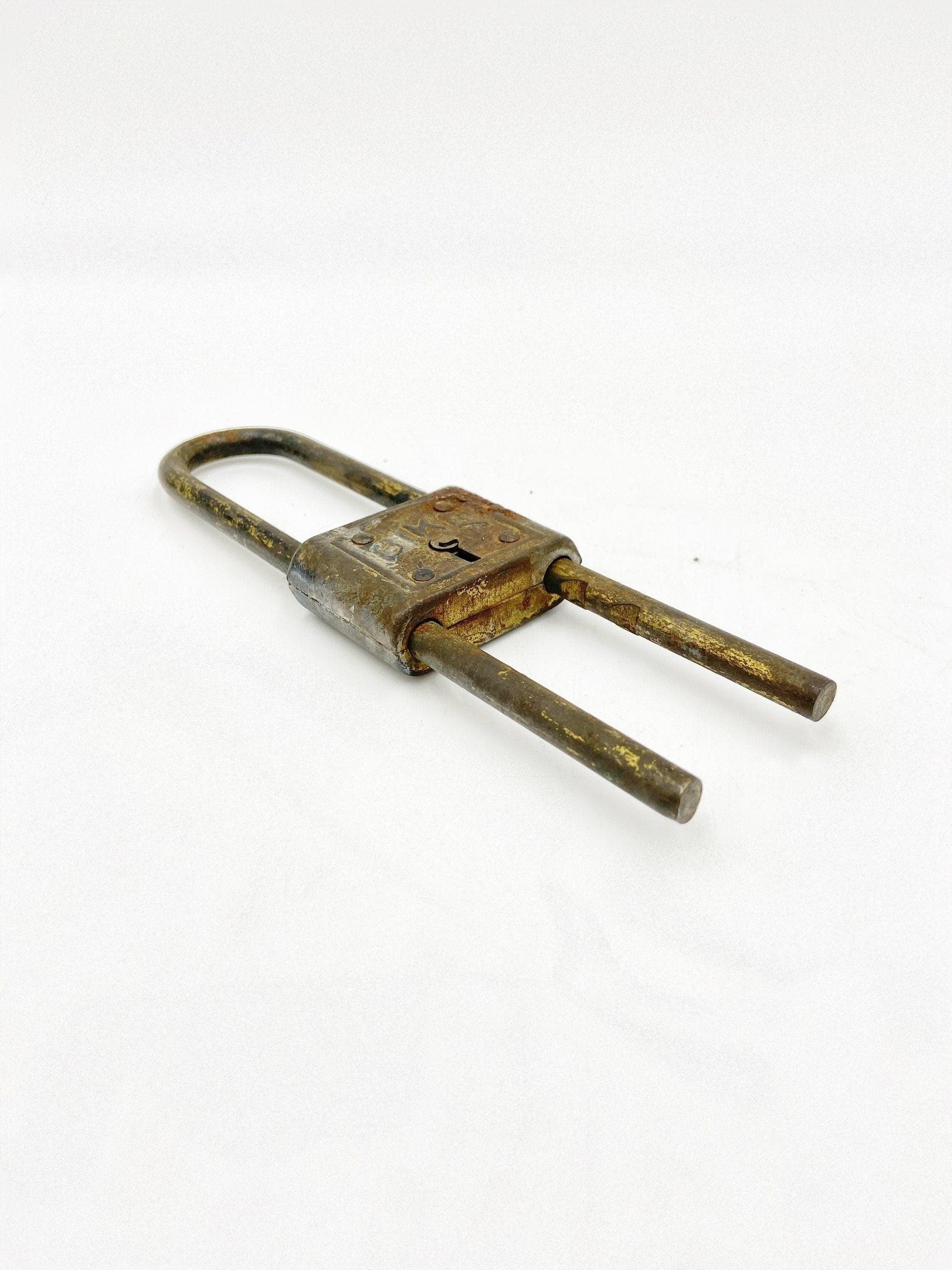 Vintage BIKE Brand Padlock, Rusty Old Home Decor, No Key, Country Farmhouse Decor, Primitive Knick Knacks, Lock No Key -Located at Funkyhouse Vintage Antique Store, Weiser Idaho
