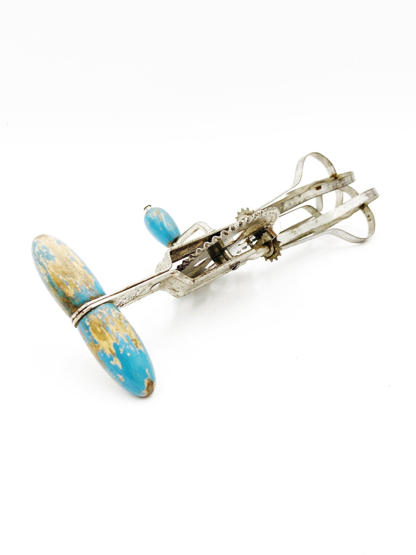 Vintage Blue Egg Beater With Wood Handle, Double Whirl Scrambler, 1950s MCM Mid Century Modern Retro Kitchen Decor -Located at Funkyhouse Vintage Antique Store, Weiser Idaho
