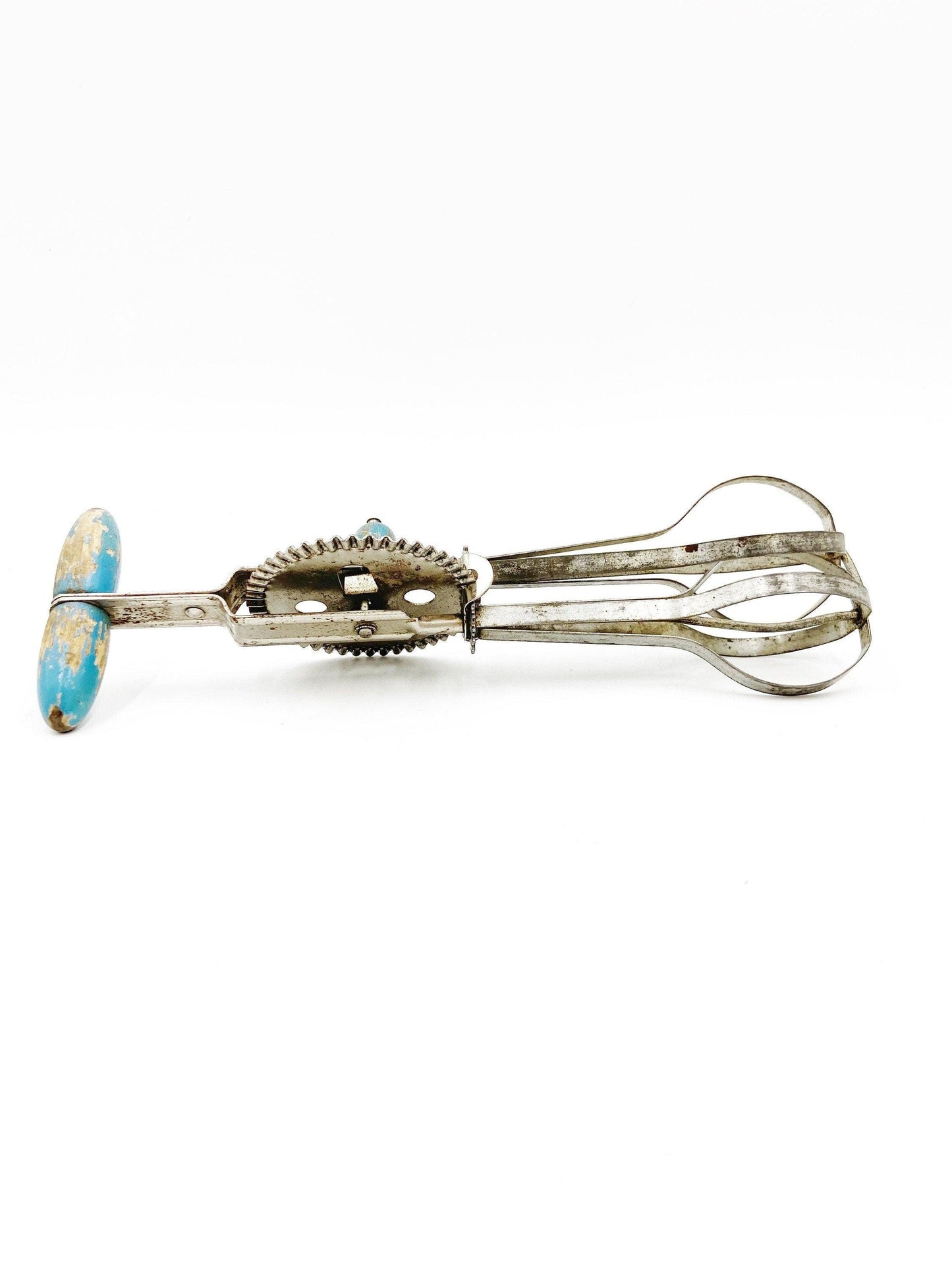 Vintage Blue Egg Beater With Wood Handle, Double Whirl Scrambler, 1950s MCM Mid Century Modern Retro Kitchen Decor -Located at Funkyhouse Vintage Antique Store, Weiser Idaho