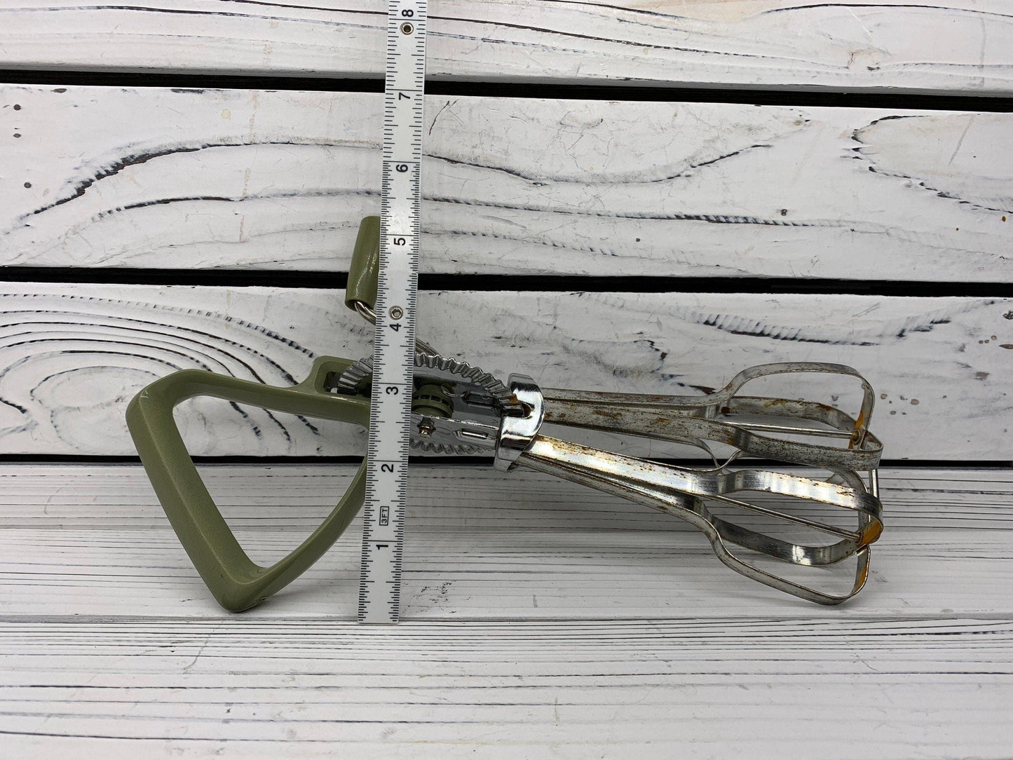 Vintage Egg Beater, Olive Green Ekco Double Whirl Beater, 1950s USA Retro Kitchen Decor, Vintage Country Farmhouse, Kitchen Gadget -Located at Funkyhouse Vintage Antique Store, Weiser Idaho