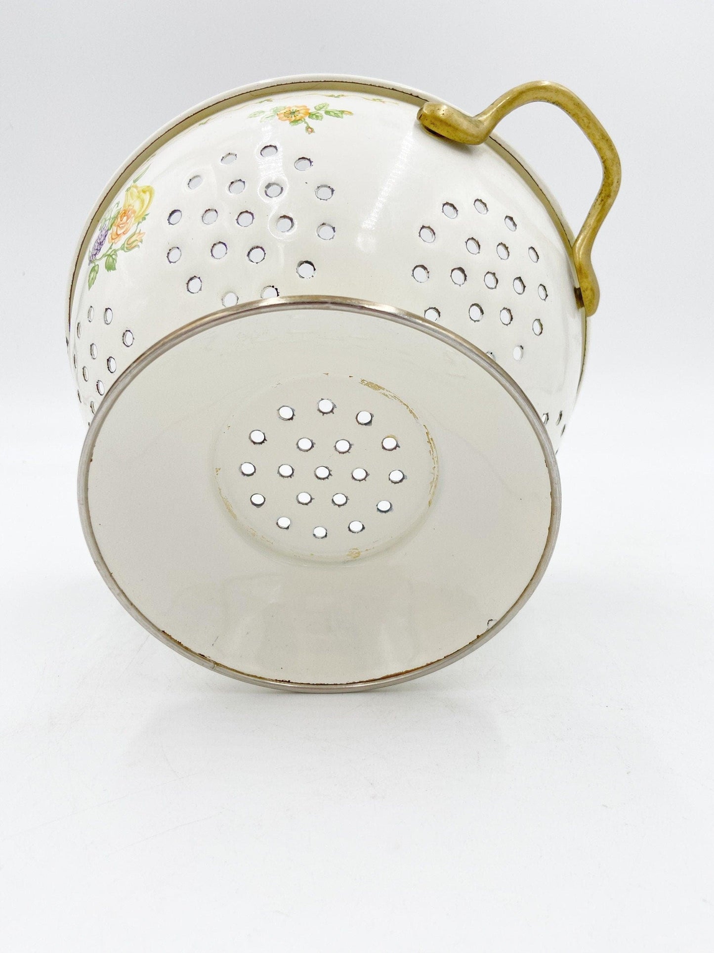 Vintage Enamelware Colander, Cream With Orange Flowers, Purple Grapes And Yellow Pear, Detail Vines, Decorative Kitchen Decor, Teleflora -Located at Funkyhouse Vintage Antique Store, Weiser Idaho