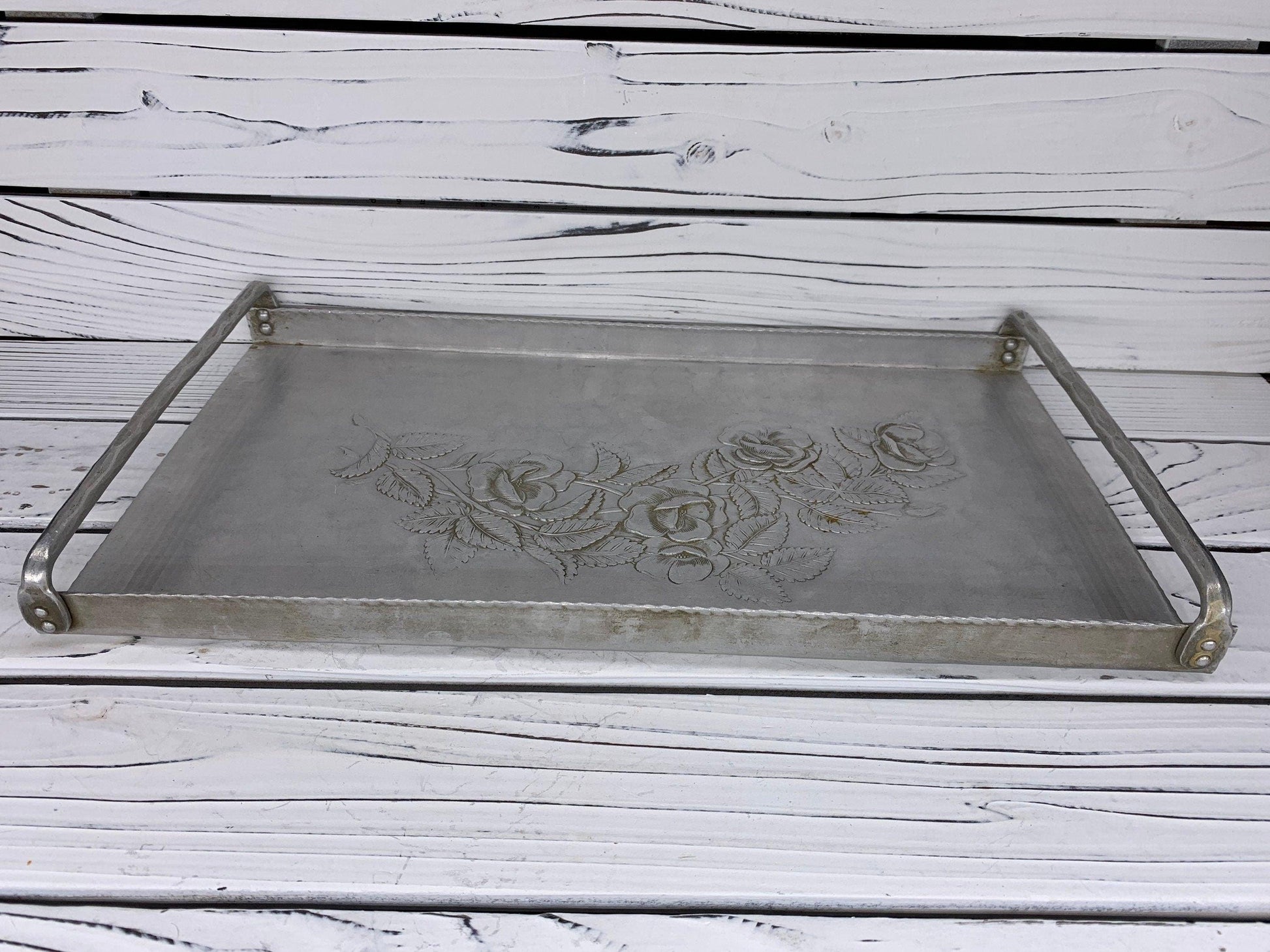 Vintage Everlast Hand Forged Aluminum Tray, Decorative Flower Design -Located at Funkyhouse Vintage Antique Store, Weiser Idaho