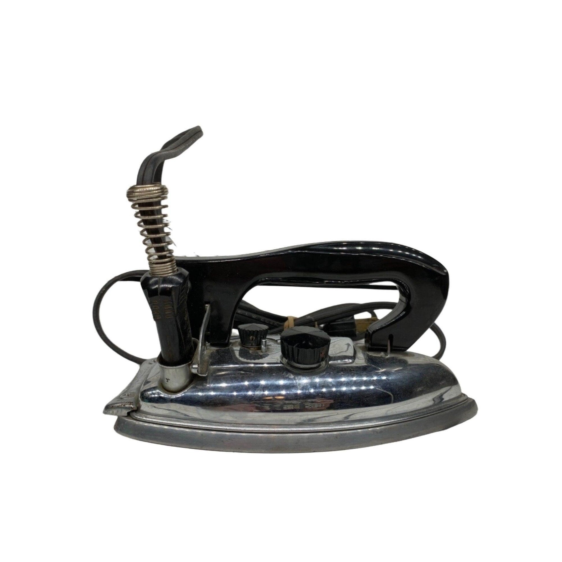 Black And Decker The Classic Steam And Dry Iron Vintage Look