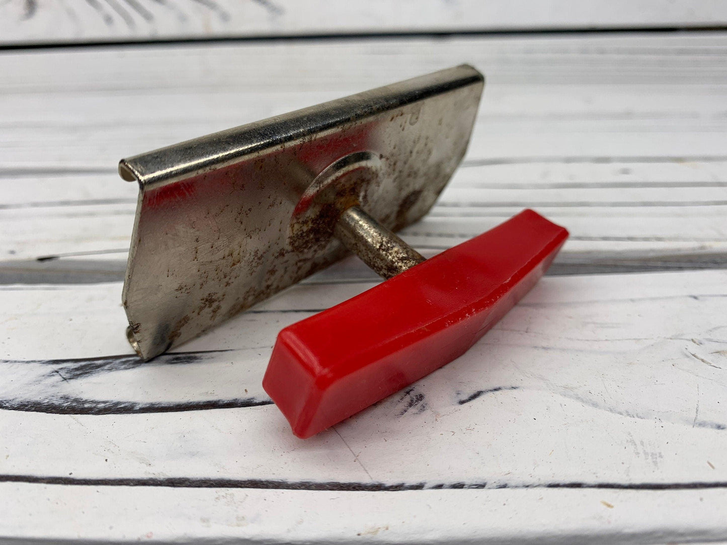 Vintage Jar Opener, Top-Off Jar And Bottle Opener, Red 1950s Retro Kitchen Gadget -Located at Funkyhouse Vintage Antique Store, Weiser Idaho