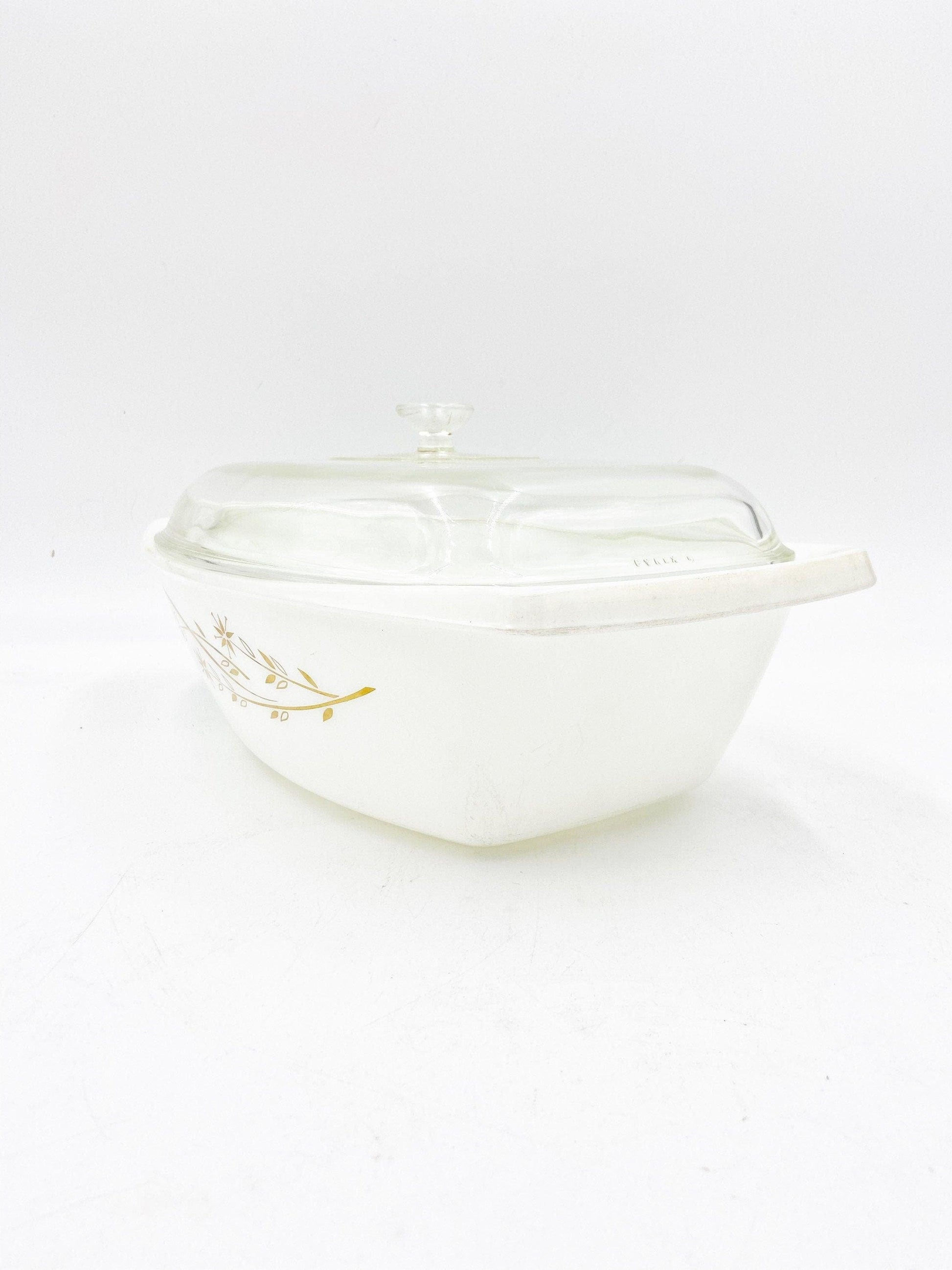 Vintage Pyrex Casserole Dish, 4 Quart Cookware, Golden Honeysuckle Pattern, Country Farmhouse Kitchen, Casserole Dish -Located at Funkyhouse Vintage Antique Store, Weiser Idaho