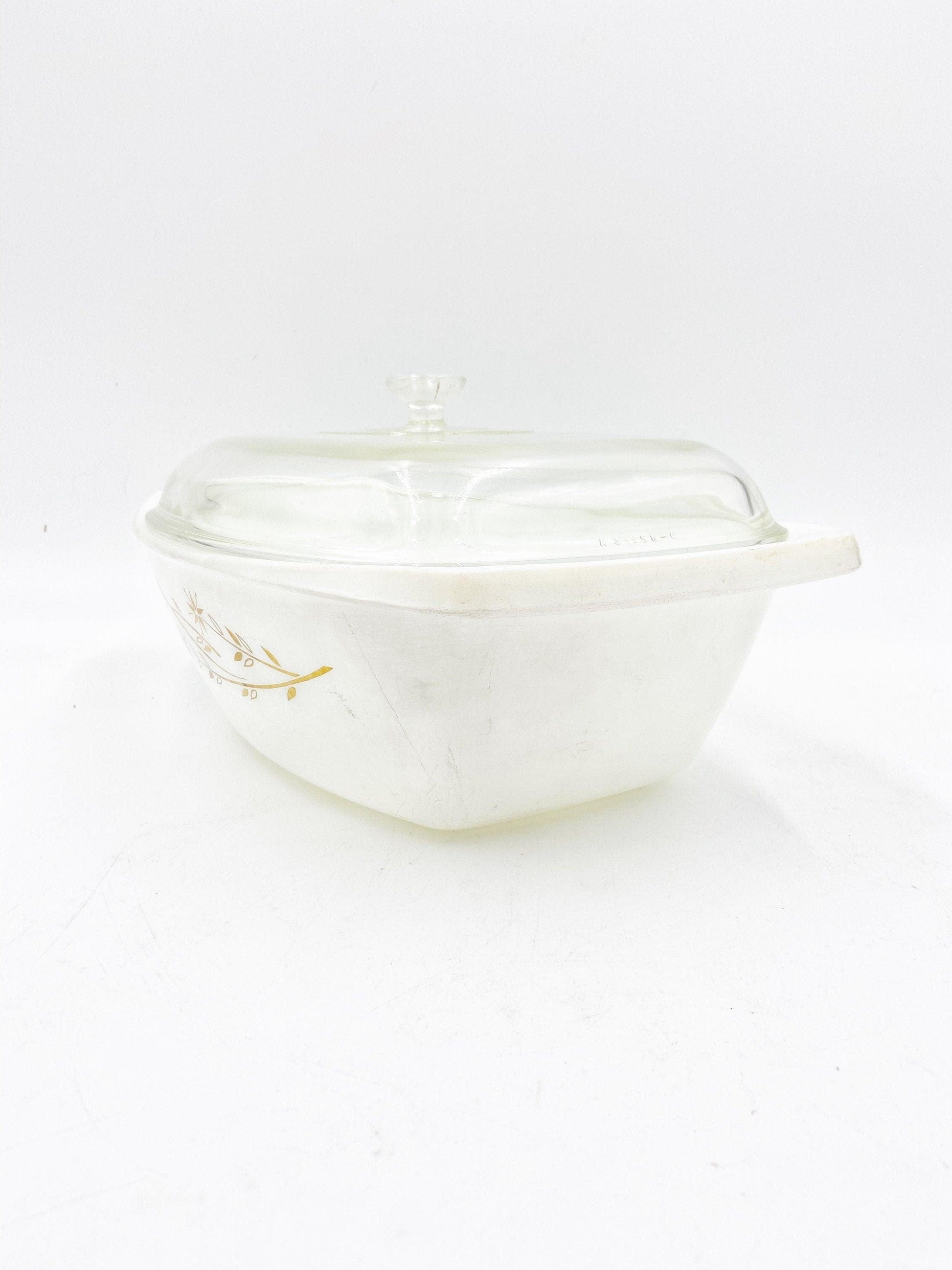 Vintage Pyrex Casserole Dish, 4 Quart Cookware, Golden Honeysuckle Pattern, Country Farmhouse Kitchen, Casserole Dish -Located at Funkyhouse Vintage Antique Store, Weiser Idaho
