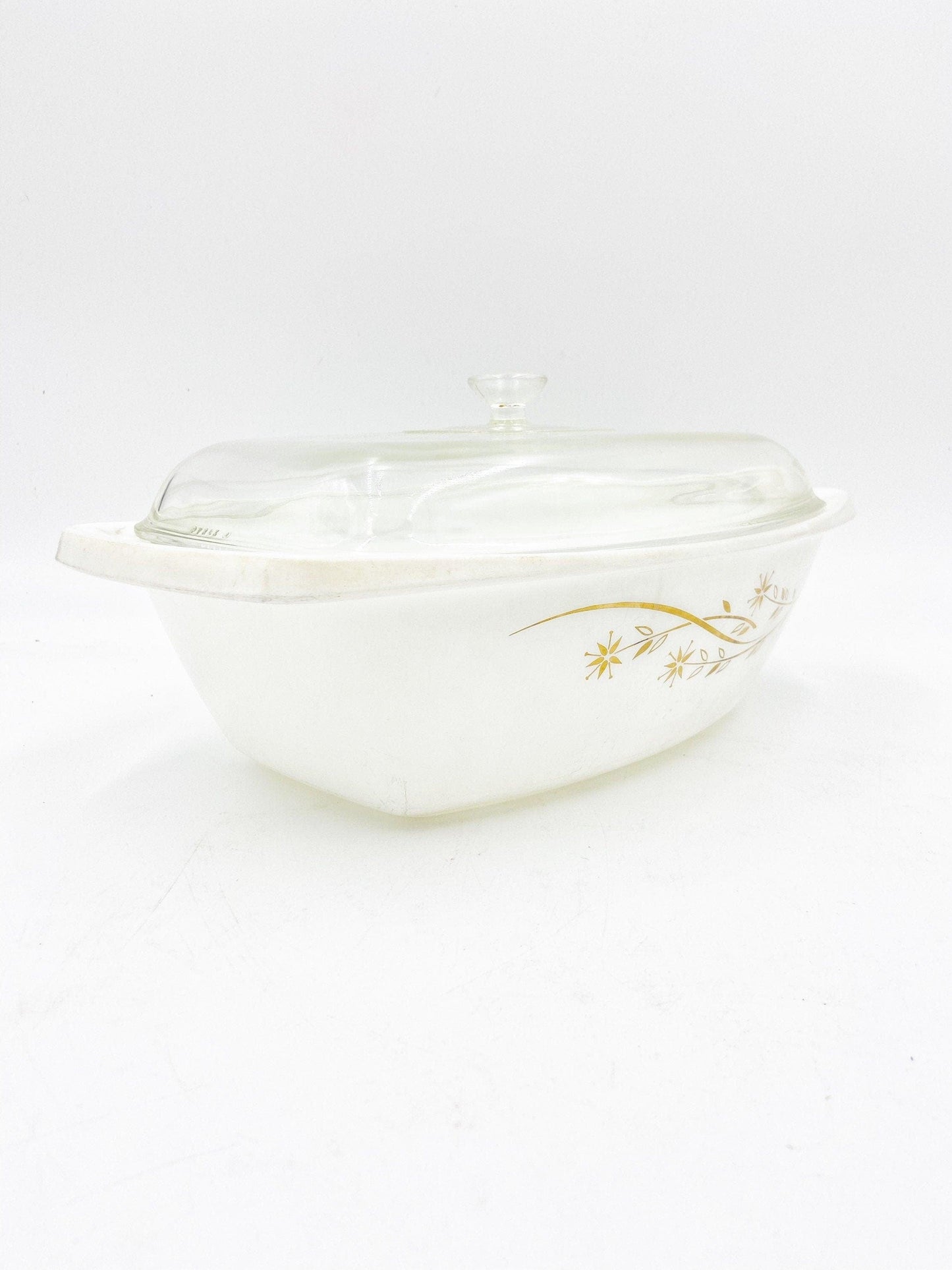 Vintage Pyrex Casserole Dish, 4 Quart Cookware, Golden Honeysuckle Pattern, Country Farmhouse Kitchen, Casserole Dish -Located at Funkyhouse Vintage Antique Store, Weiser Idaho