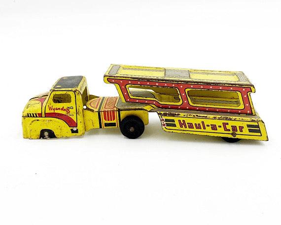 Vintage Tin Litho Wyandotte Trucking Car Hauler, Haul A Car, Tin Red Yellow Truck And Trailer Toy -Located at Funkyhouse Vintage Antique Store, Weiser Idaho