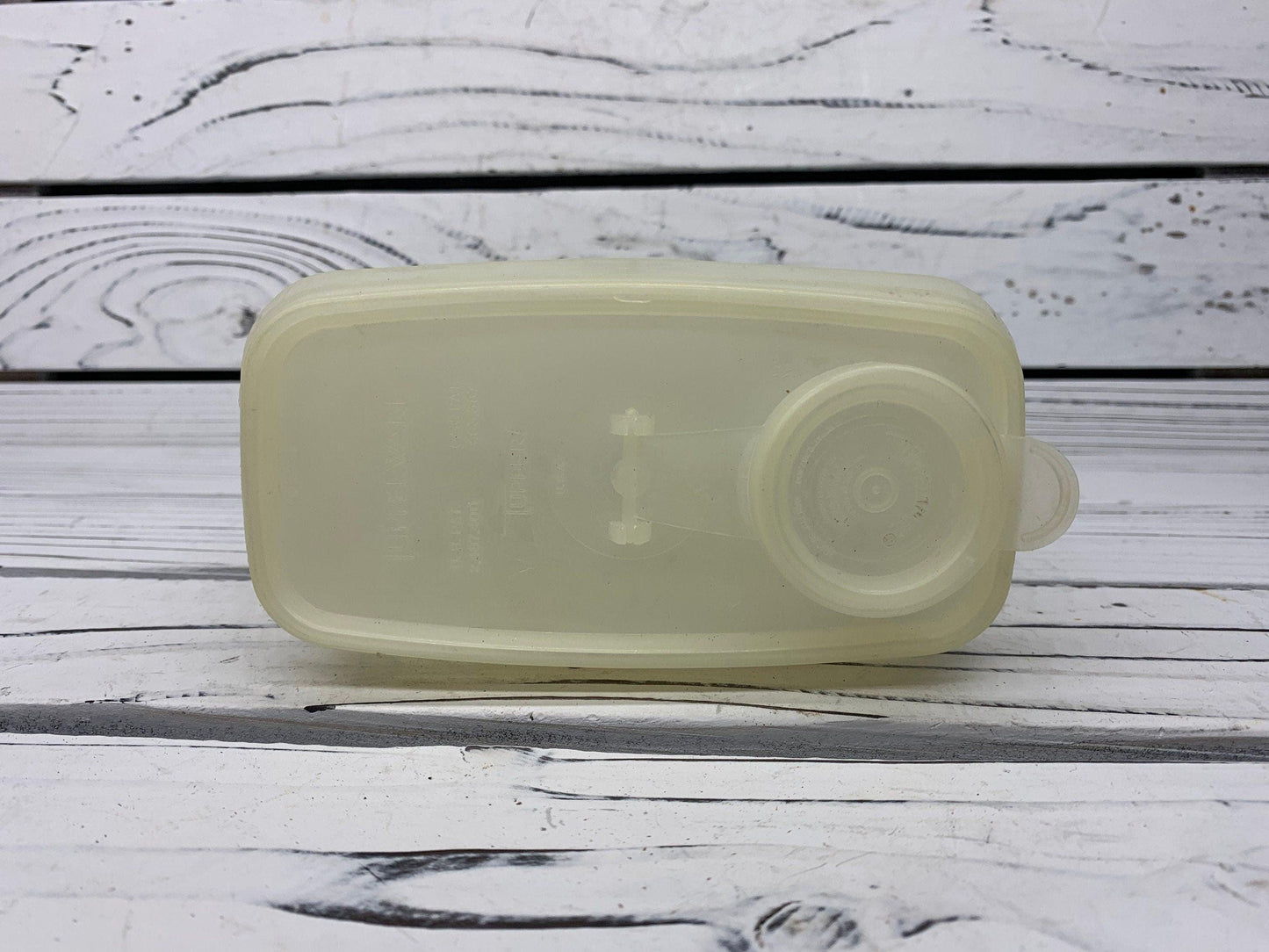 Vintage Tupperware Cereal Container, Store-N-Pour Cereal Keeper, Pour Seal Lid -Located at Funkyhouse Vintage Antique Store, Weiser Idaho